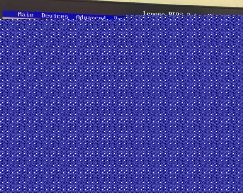 把OS Optimized Defaults设置为Disabled