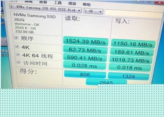 三星970 evo固态加联想小新700笔记本上的测速图