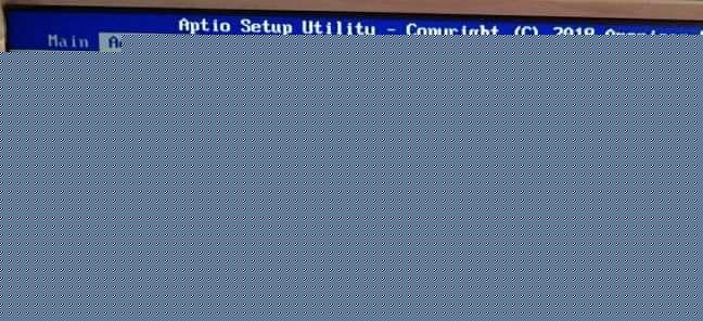 进入sata configuration选项改硬盘模式为ahci