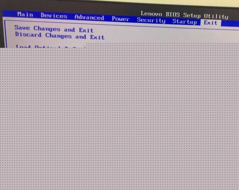 把OS Optimized Defaults设置为Disabled