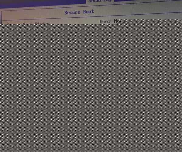 Secure Boot回车设置成Disabled